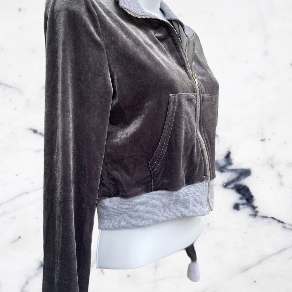 Velvet Jacket - Picture 6 of 6